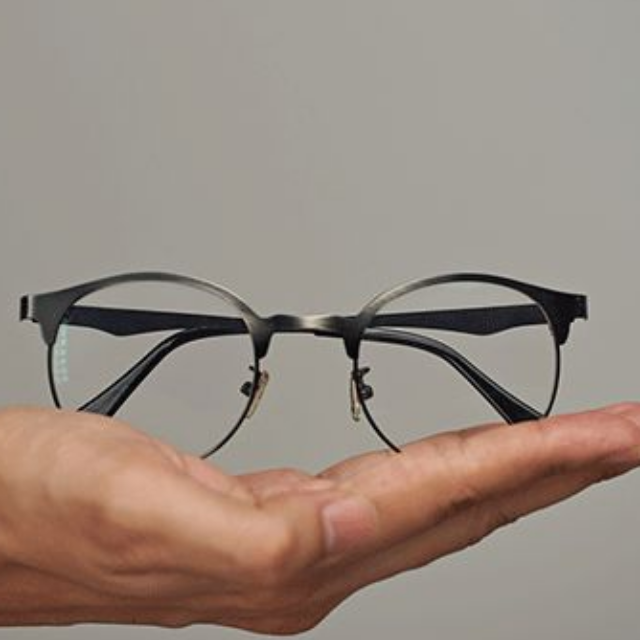 Essential Eye Care Tips During Summers